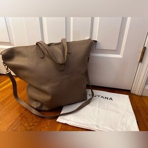 Cuyana Oversized Carryall Tote, Pebbled Leather, Stone